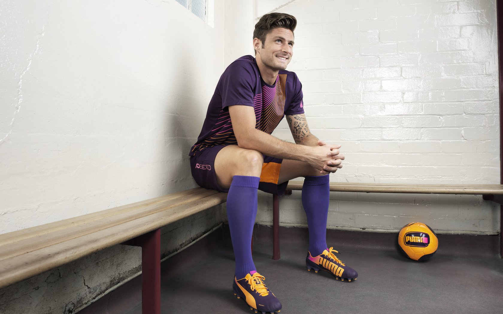 -快船击败勇士，季后赛首轮中乔治锁死对手，2021快船勇士